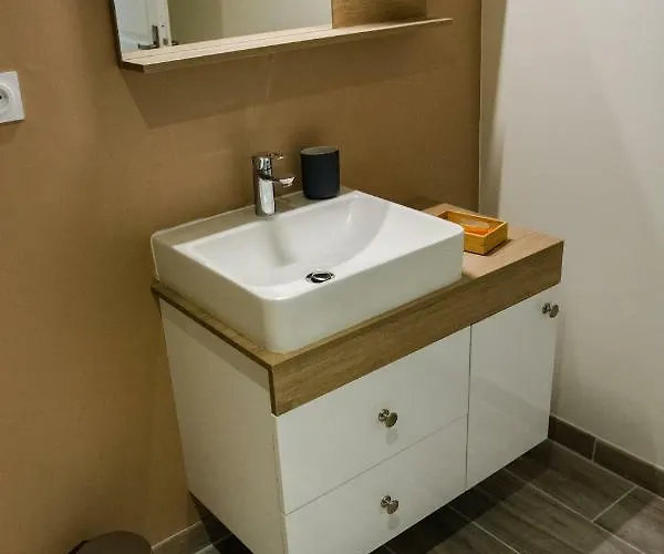 La Ferme Saint Jacques 2* Châtellerault